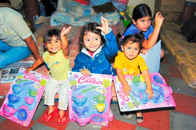 DONAN JUGUETES NIÑOS POBRES PUERTO PLATA