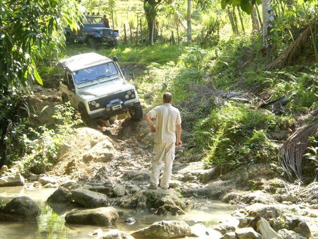 PUBLICAN GUÍA RUTA CARRETERA TURÍSTICA GREGORIO LUPERÓN