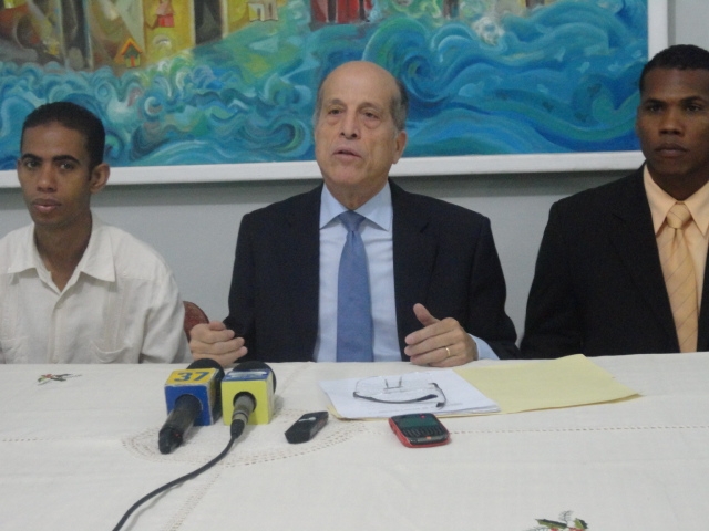 MAX PUIG: “JÓVENES DEBEN IMPULSAR CAMBIO MODELO REPÚBLICA DOMINICANA”