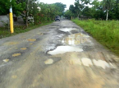 DAN PLAZO RECONSTRUYAN CARRETERA FANTINO MAIMÓN