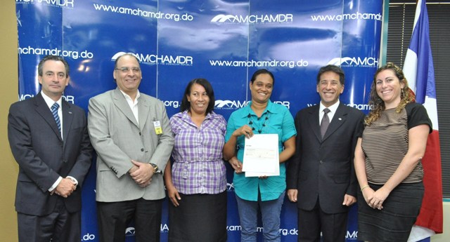 AMCHAMDR, FUNDACIÓN INTER AMERICANA ACTIVAN PLAN DONACIONES PROYECTOS COMUNITARIOS 