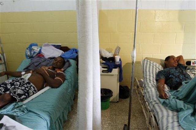 SIGUE BÚSQUEDA SOBREVIVIENTES YOLA ZOZOBRA COSTAS SAMANÁ