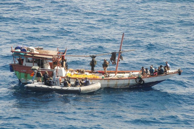 ZARPAN PUERTO PLATA PESCADORES RESCATADOS DERIVA BANCO LA PLATA