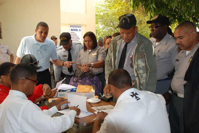 INICIAN EVALUACIÓN OFICIALES ASPIRAN ASCENSOS POLICÌA NACIONAL