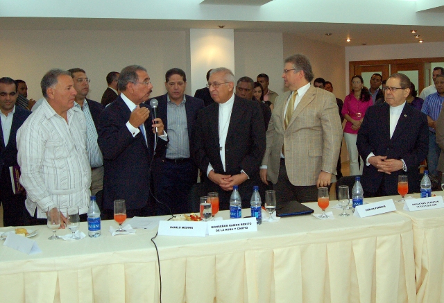 DANILO DESARROLLARÁ AMBICIOSO PROGRAMA CONSTRUCCIONES SANTIAGO 