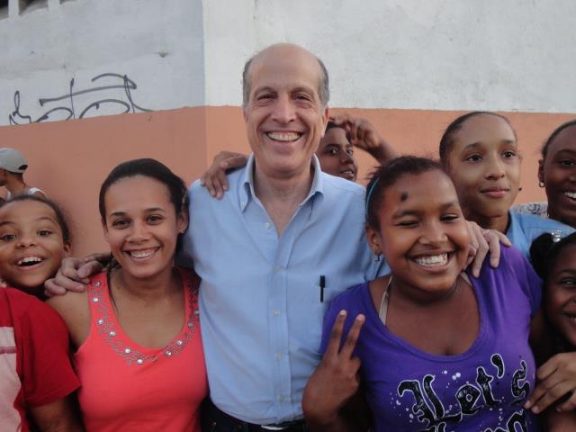 MAX PUIG CREE JÓVENES REPRESENTAN PRESENTE, FUTURO
