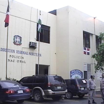 ATRAPAN DOS HAITIANOS QUE ASALTARON RESIDENCIA EN LA ESTANCIA