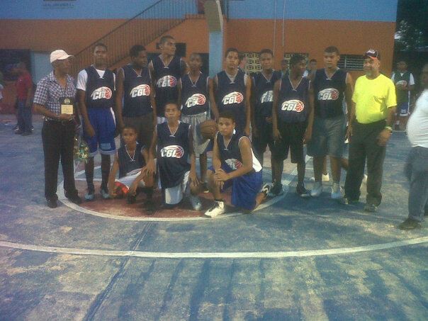 CLUB GREGORIO LUPERÓN INAUGURA TORNEO BALONCESTO INFANTIL