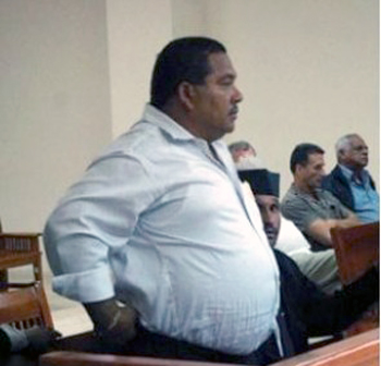 APRESAN DIRECTOR JUNTA DISTRITAL CABARETE POR AGREDIR A BALAZOS UN COMERCIANTE