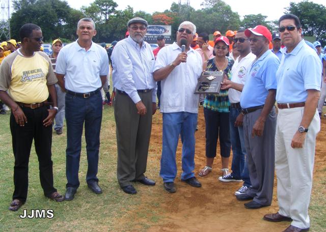 ASOCIACIÓN RECONOCE COMITÉ PUERTOPLATEÑOS EN NEW YORK