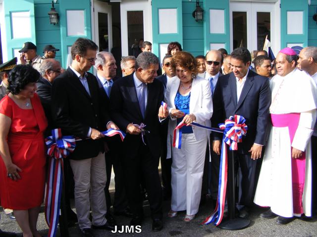 PRESIDENTE FERNANDEZ INAUGURA VARIAS OBRAS EN PUERTO PLATA