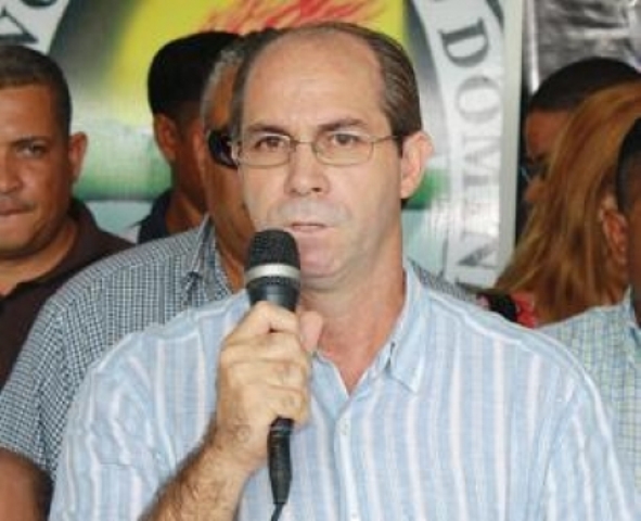 DIRIGENTE PRD RESTA IMPORTANCIA ÚLTIMAS ENCUESTAS