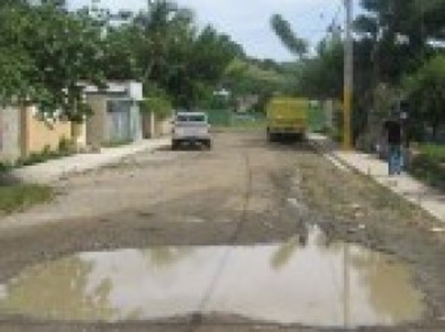 CALLES SECTOR LA CAÑITA ENTRAN FRANCO DETERIORO