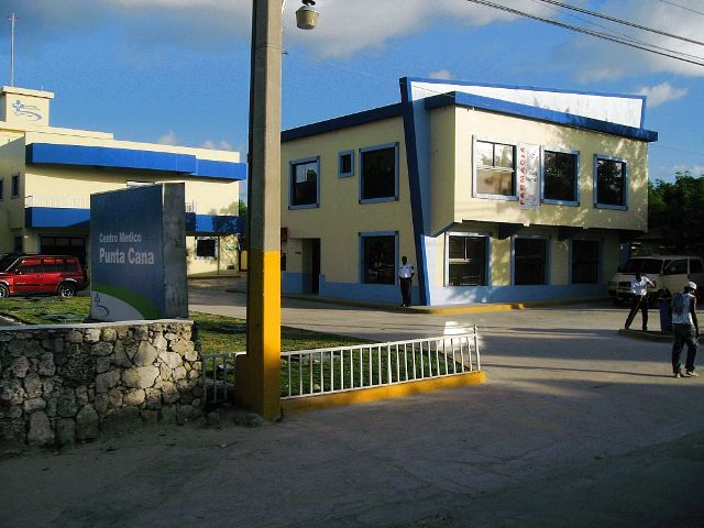 GRUPO RESCUE FORTALECE SERVICIOS MÉDICOS PUNTA CANA 