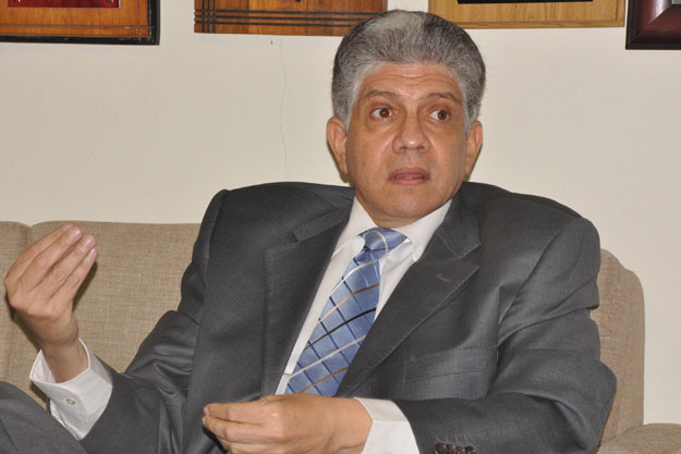 ESTRELLA ABOGA REBAJA SALARIOS FUNCIONARIOS PÚBLICOS