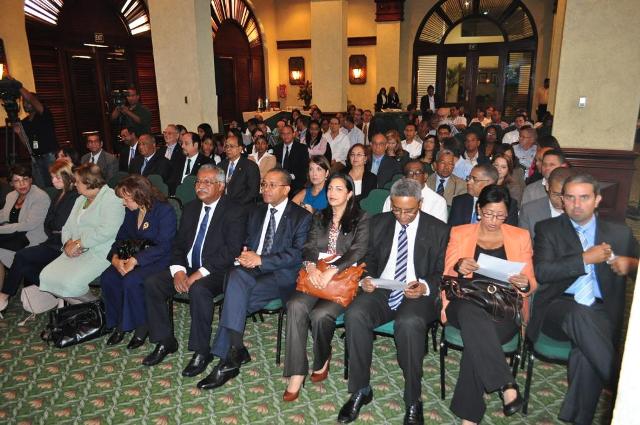 MINISTERIO MEDIO AMBIENTE PRESENTA MEMORIAS