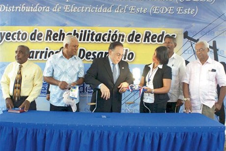 DEJAN APERTURADO ENERGÍA 24 HORAS COMUNIDADES SANTIAGO  