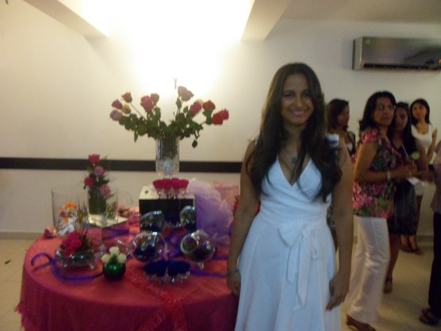 FLOWERS BY KIARA EXHIBE FLORES PRESERVADAS EN PUERTO PLATA