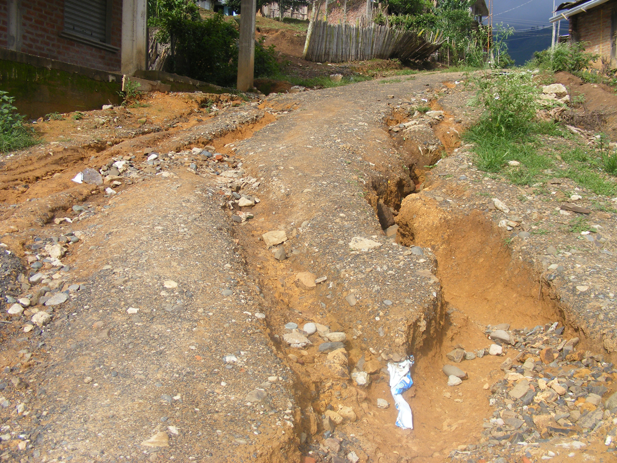  ASOCIACIÓN  GANADEROS DE MONTELLANO PIDE VALLAN EN AUXILIO COMUNIDADES DETERIORO  CAMINOS VECINALES