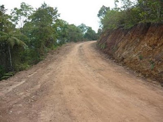 PROTESTAN EXIGIENDO CONSTRUCCIÓN CARRETERA DE SABANA GRANDE   