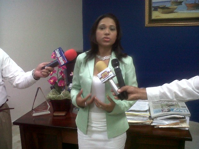 FISCAL CONFRATERNIZA COMUNICADORES PUERTO PLATA