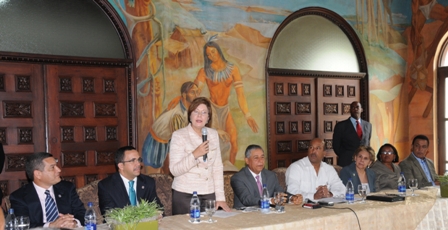 MINERD presenta plan nacional alfabetización