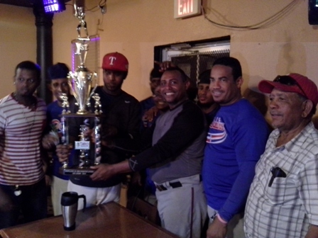 Puertoplateños celebran eventos softbol La Florida