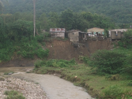 Evalúan daños dejan lluvias en  Puerto Plata