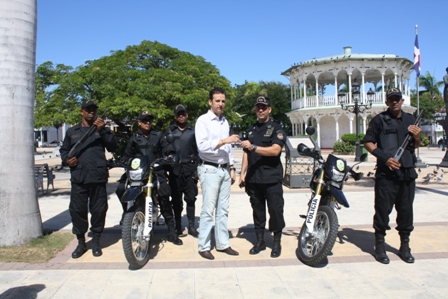Policía municipal recibe nuevas unidades motorizadas  