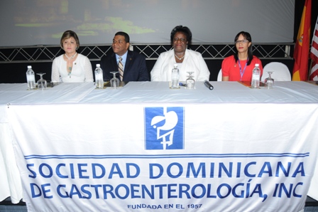 Gastroenterólogos Analizan Congreso Incidencia hepatitis