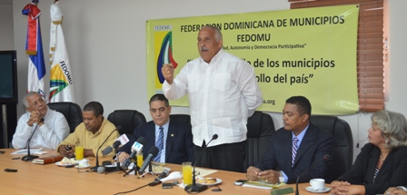 FEDOMU,  Ministerio Deportes Firman Acuerdos