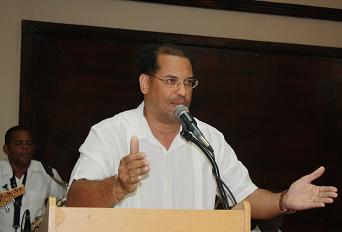 Hotelero censura medios dimensionen problemas turismo Puerto Plata