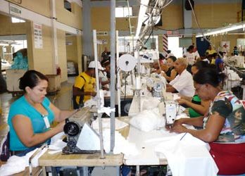 Niegan cierre empresa manufacturera en Zona Franca de PP