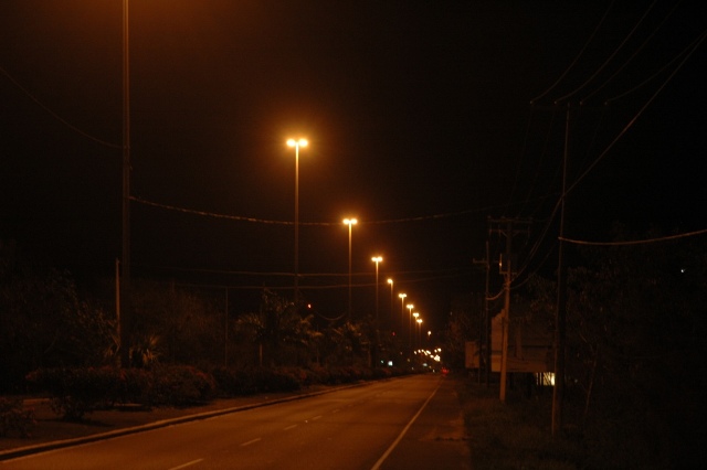 EDENORTE reacondiciona iluminación vías públicas de Cabarete