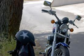 Espejos o vidas rotas