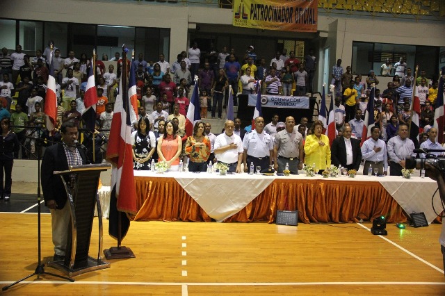Con rotundo éxito arranca XX torneo baloncesto superior de PP; Cotorras le ganan a Mellizos