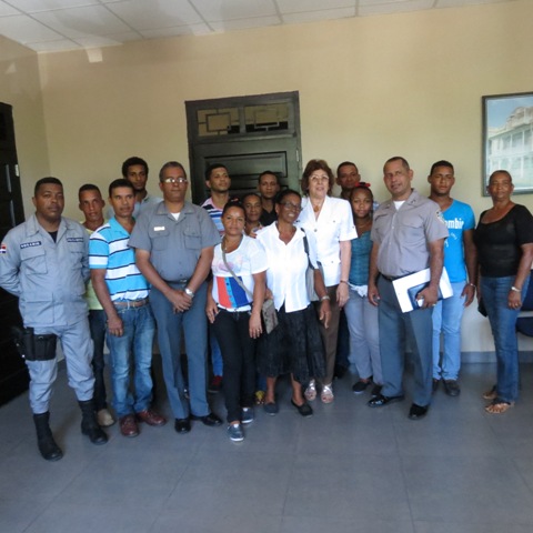 Gobernadora de Puerto Plata anuncia construcción puente de La Catalina  