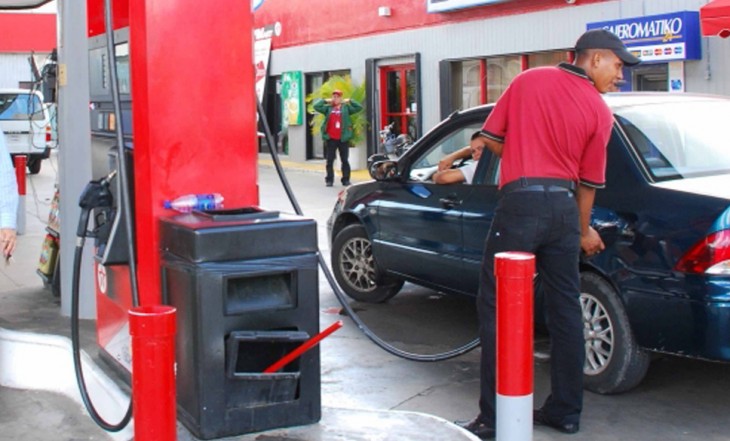 Gobierno le da un respiro a los bolsillos de consumidores y congela precios combustibles