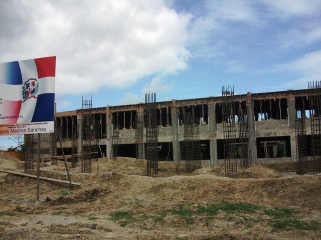 Avanzan trabajos de construcción de nuevas escuelas en toda la jurisdicción de Puerto Plata