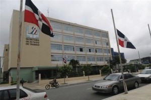 Ministerio De Trabajo reitera lunes 21 será festivo en RD