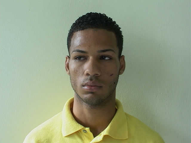 Joven denuncia fue agredido a maquinazos por desconocidos en el Malecón  