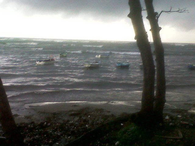Pronostican lluvias y oleajes anormales para la costa Norte