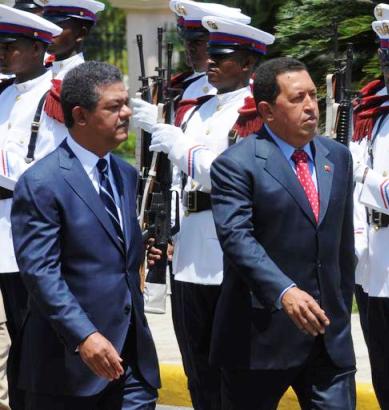 Leonel alaba a Chávez; pero durante sus gestiones no cumplió acuerdo Petrocaribe