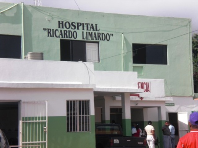 Decenas de niños y adultos con síntomas de gripe han sido hospitalizados en Puerto Plata