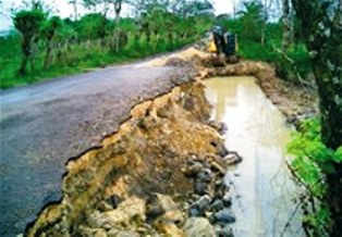 Deploran deterioro y peligrosidad carretera turística que conduce a El Cupey
