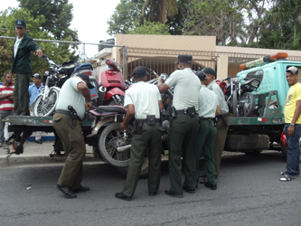 Agentes de AMET volvieron a lo de ellos; incautación de motocicletas para cobrar multas