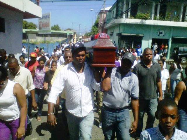  Familiares de joven muerto en Los Bordas claman que se haga justicia