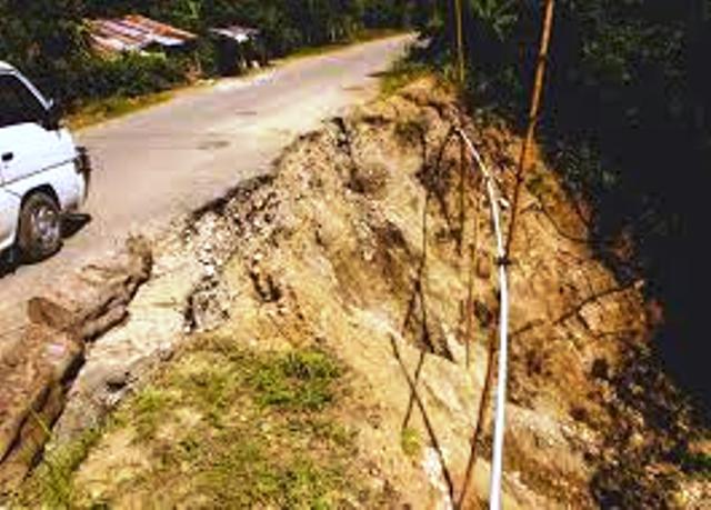 Choferes piden reparación de carretera turística Luperón la cual está intransitable