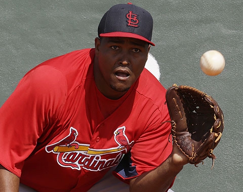 Suben a Grandes Ligas a lanzador puertoplateño Víctor Marte; bajan a Carlos Martínez