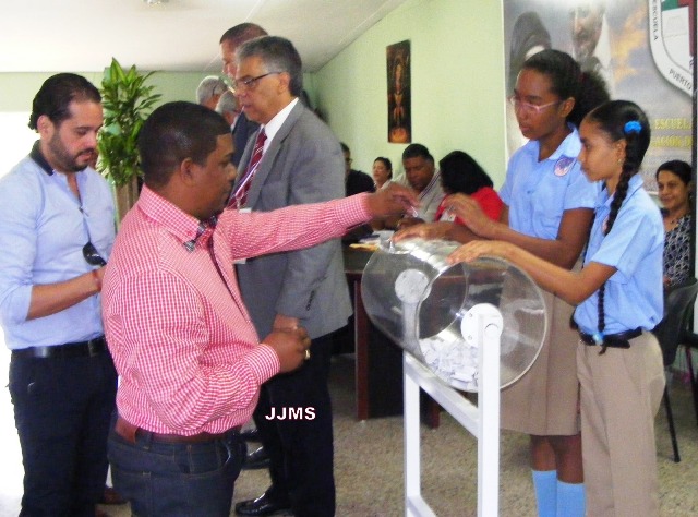 Sortearán 21 nuevas escuelas públicas en PP  un total de 401 a nivel nacional
